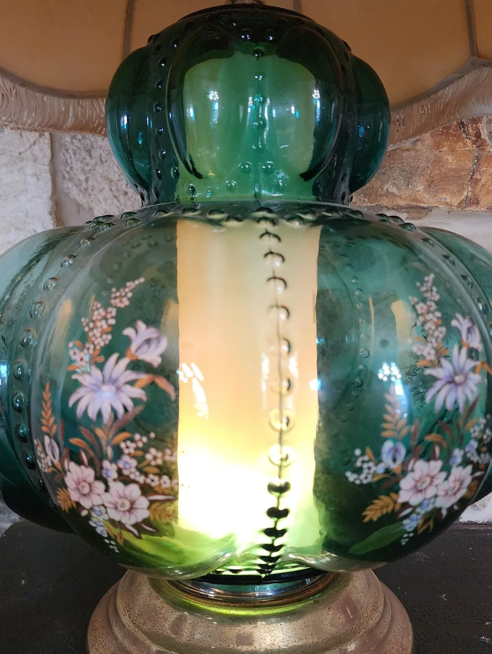 Rare 1940s Emerald Green GWTW Lamp Hand Painted Enamel Dual Light Pristine